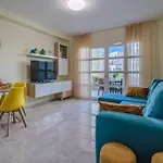 Orlando. Amazing Location. Completely Renovated! Apartamento Costa Adeje (Tenerife)