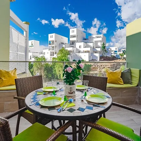 شقة Orlando. Amazing Location. Completely Renovated! أذيخي