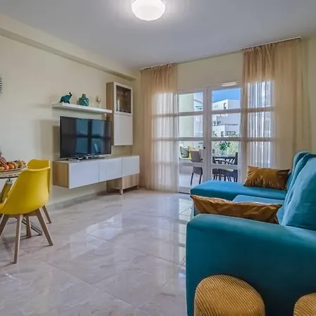 Orlando. Amazing Location. Completely Renovated! דירה אדחה