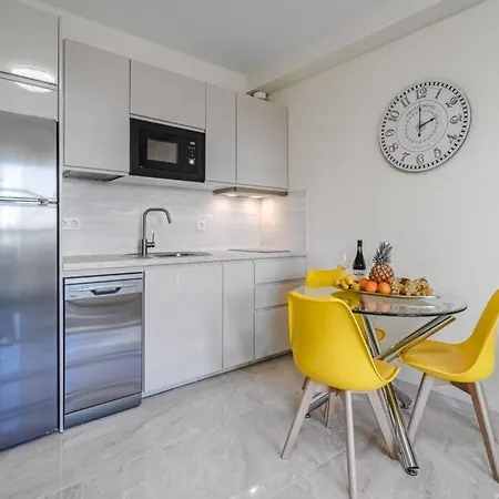 Orlando. Amazing Location. Completely Renovated! Lejlighed Costa Adeje (Tenerife)