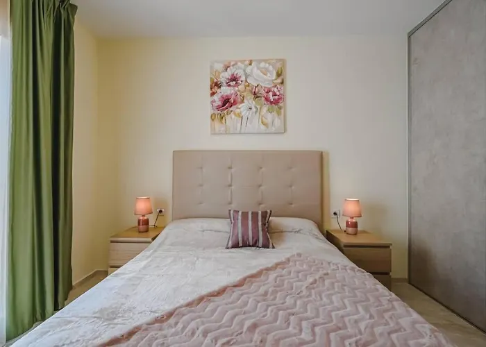 Orlando. Amazing Location. Completely Renovated! Apartment Costa Adeje (Tenerife)