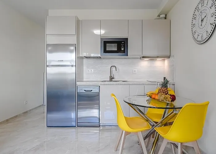 Orlando. Amazing Location. Completely Renovated! Apartment