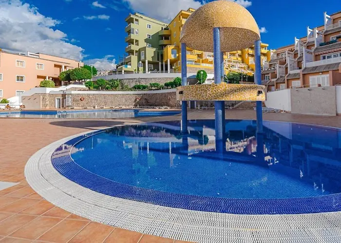 Orlando. Amazing Location. Completely Renovated! Costa Adeje (Tenerife)